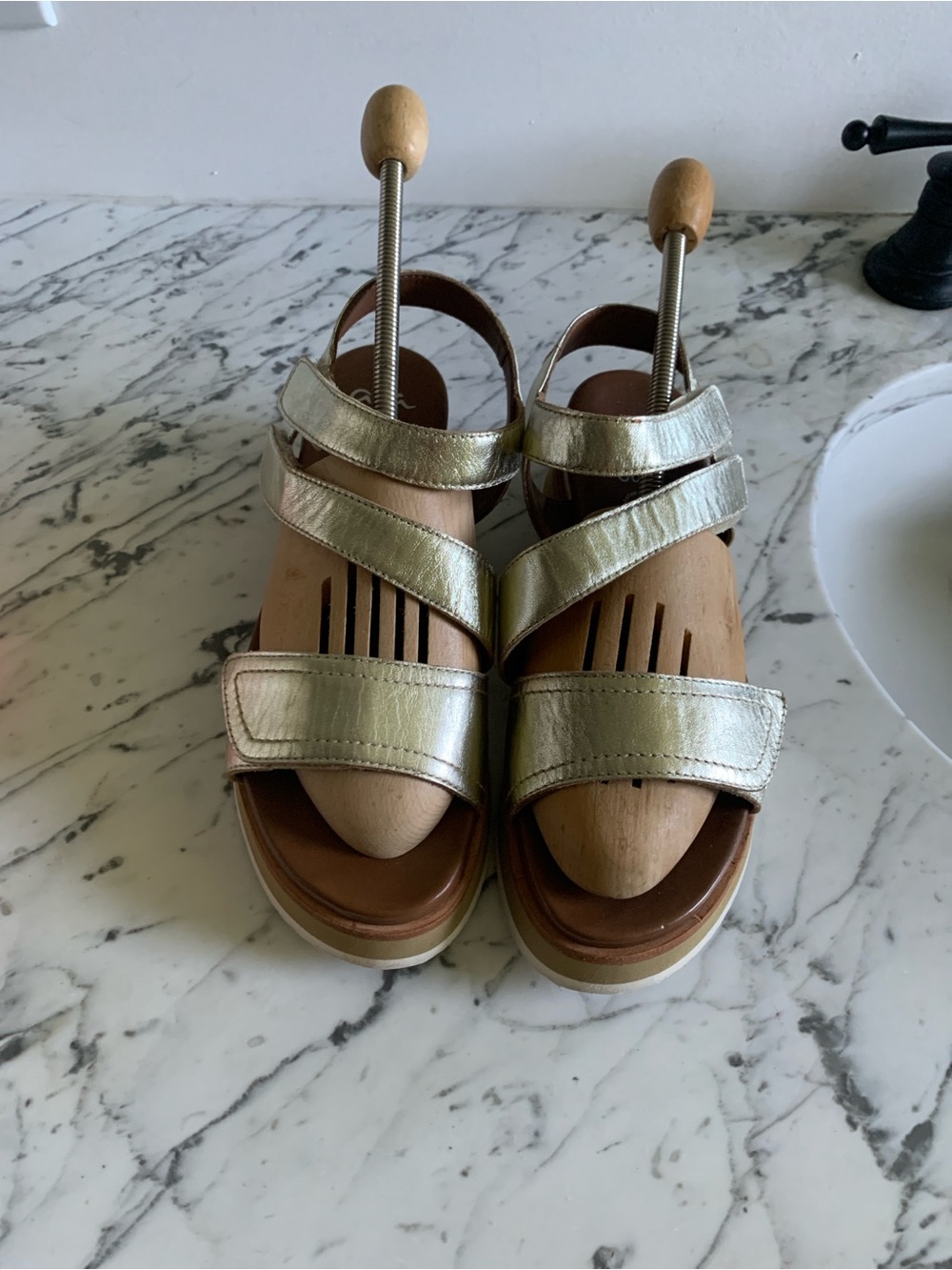 Ara Metallic Gold Women's Strappy Sandals